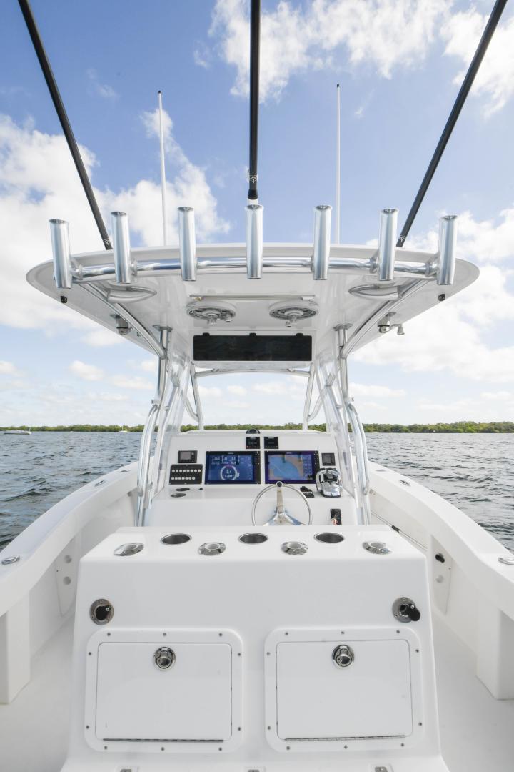 2019 Ocean Master 336 Center Console - Image 3