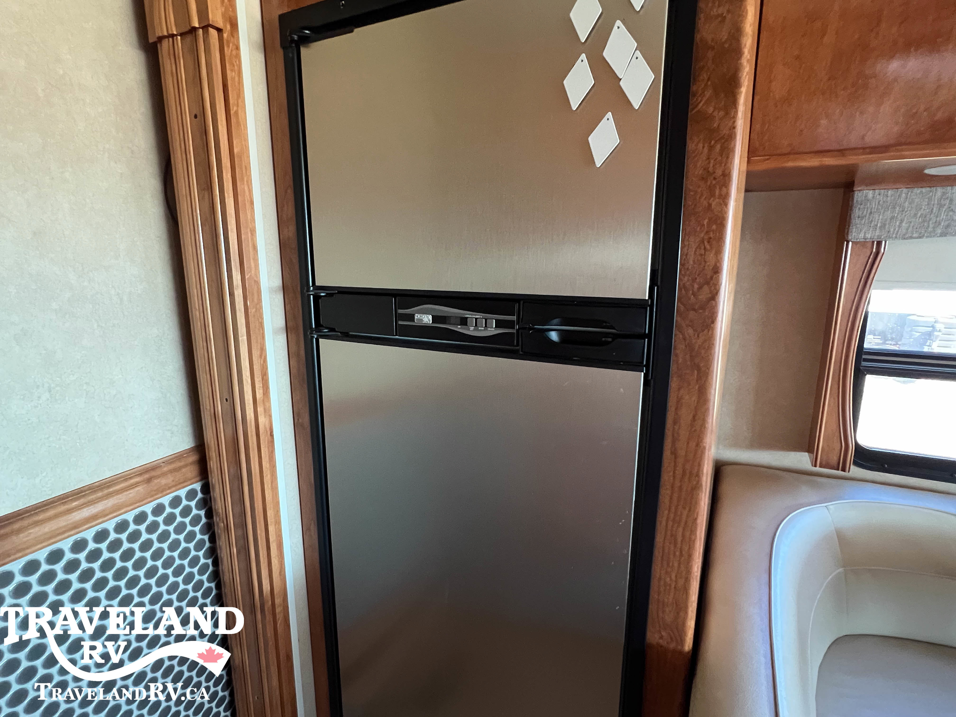 2012 Monaco RV Vesta 35PBD - Image 21