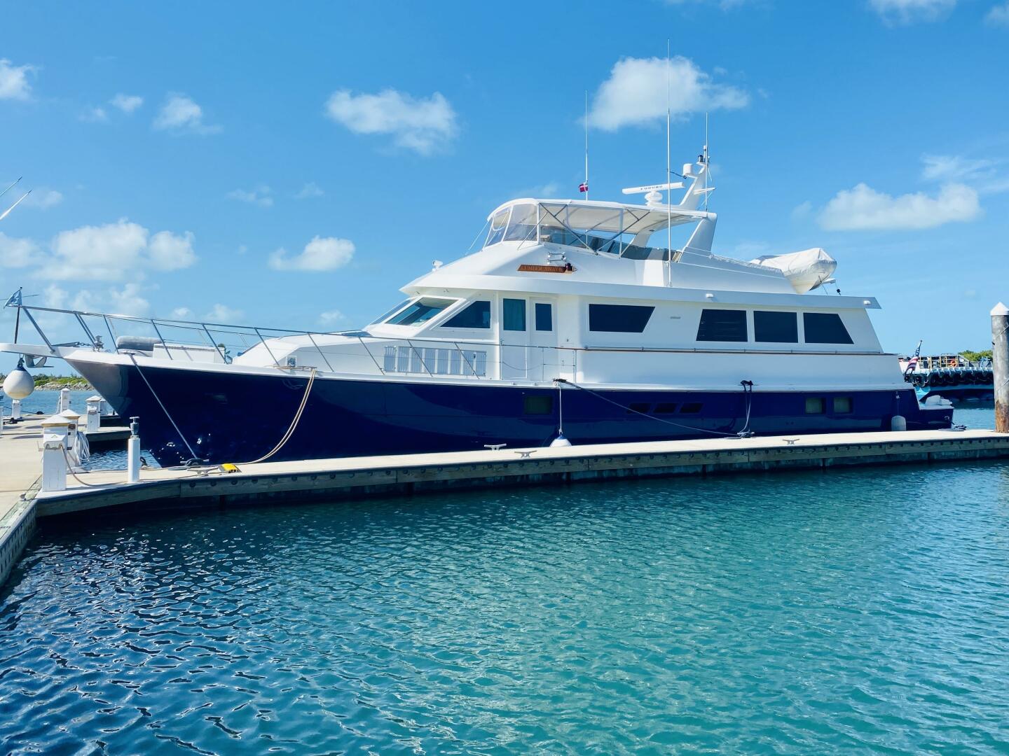 1994 Hatteras 70 Cockpit Motor Yacht - Image 1