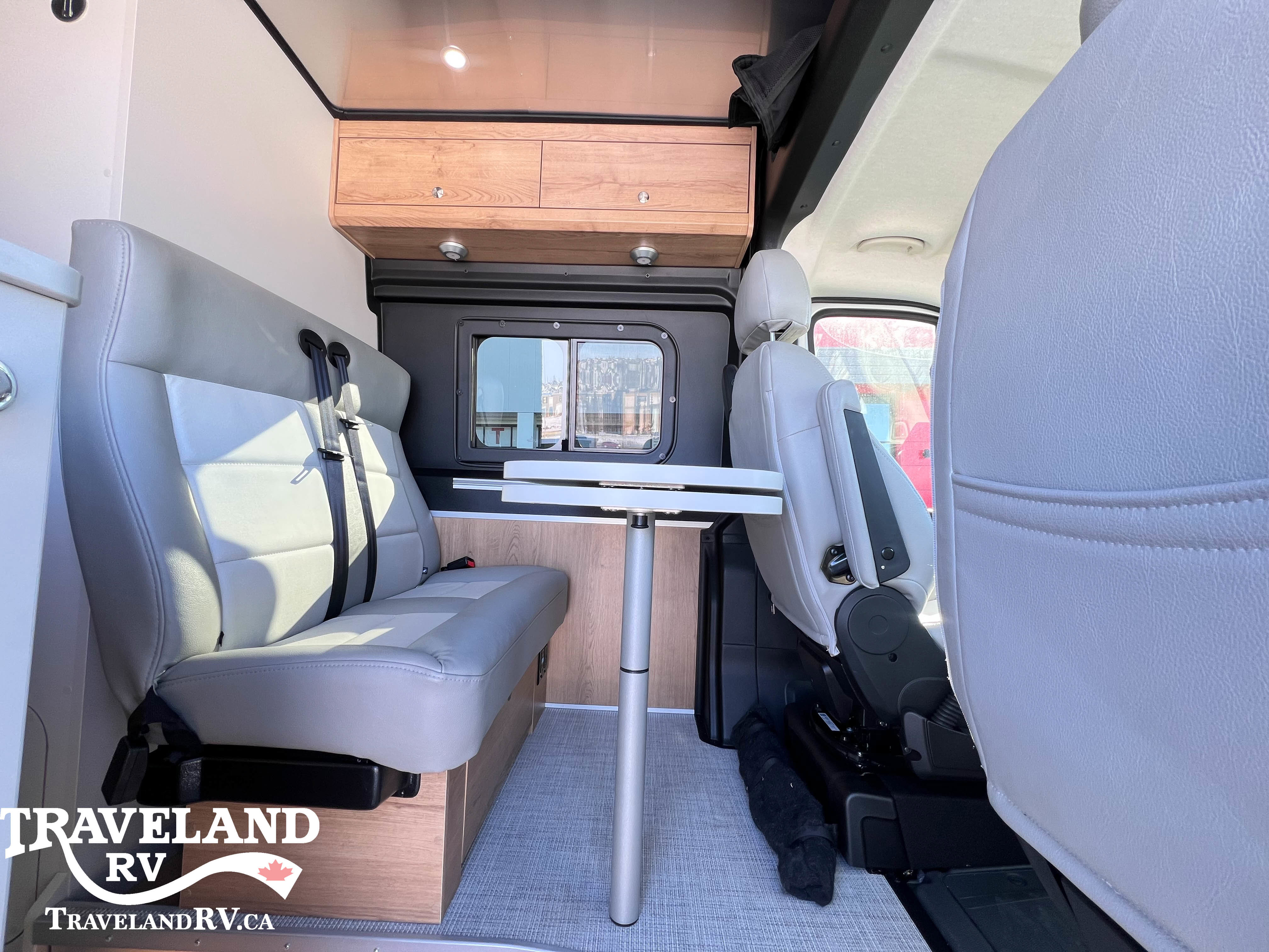2025 Airstream Rangeline Base - Image 11