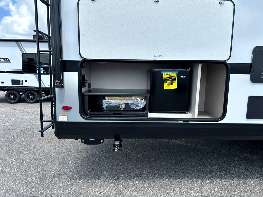 2027 JAYCO JAY FEATHER 29QBH - Image 6