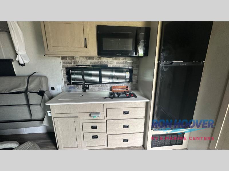 2024 FOREST RIVER 2530SLE - Image 6