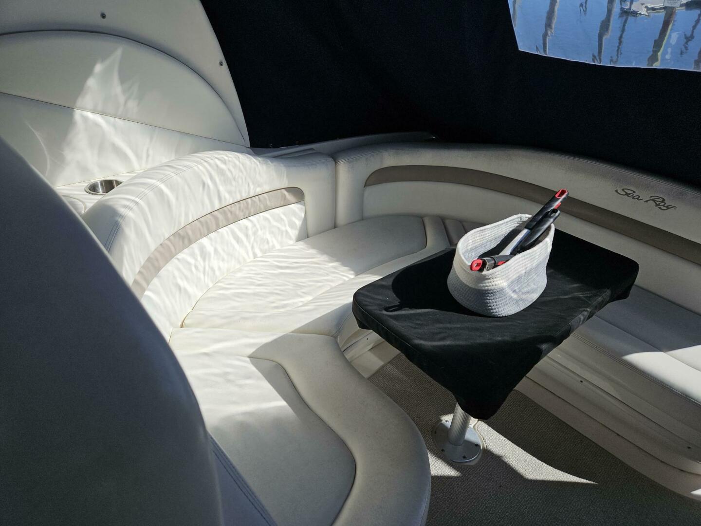 2004 Sea Ray 320 - Image 23