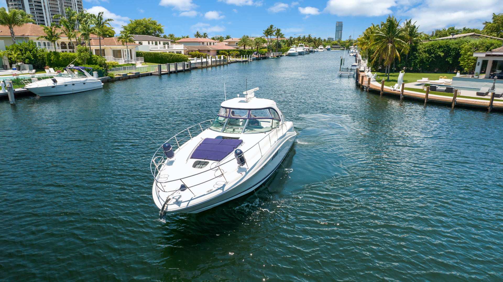 2007 Sea Ray 40 Sundancer - Image 2