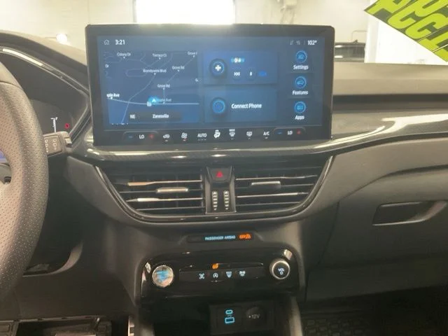 2023 Ford Escape Utility 4D ST Line 2WD - Image 16