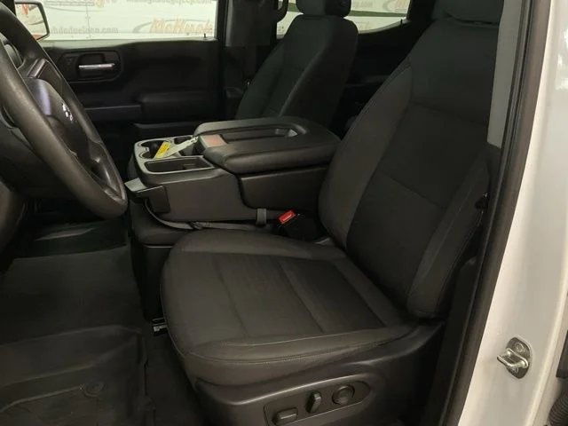2022 Chevrolet Silverado 1500 Crew Cab Custom Trail Boss 4WD - Image 13