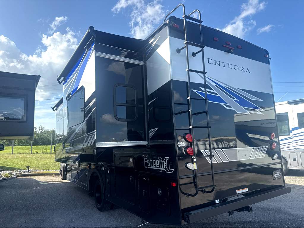 2027 ENTEGRA COACH ESTEEM XL 32U - Image 3