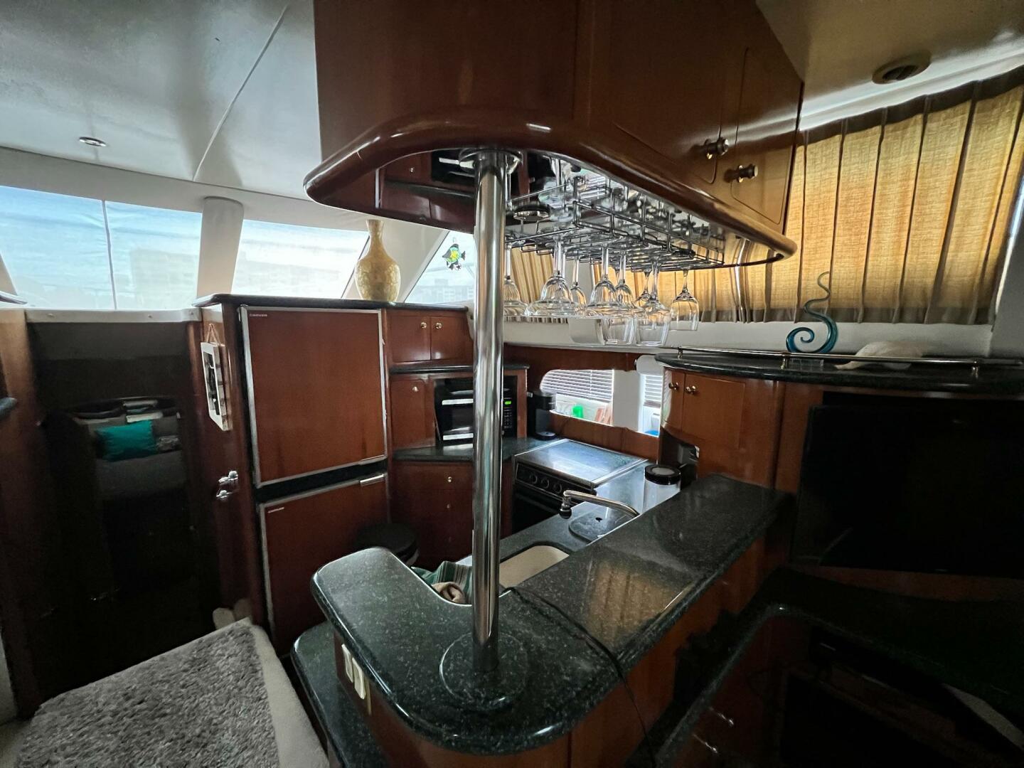 2000 Carver 506 Motor Yacht - Image 16
