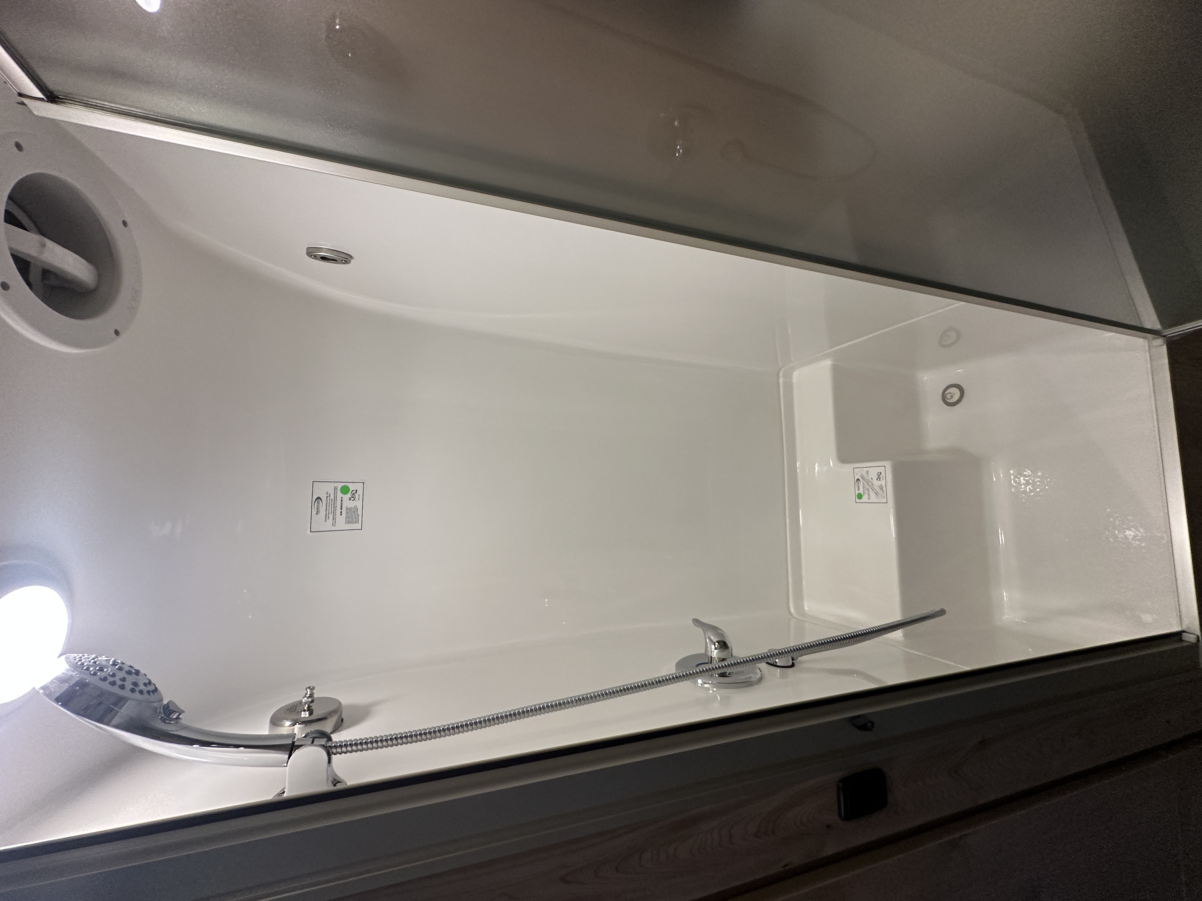 2027 Airstream Flying Cloud 27FBT - Image 18