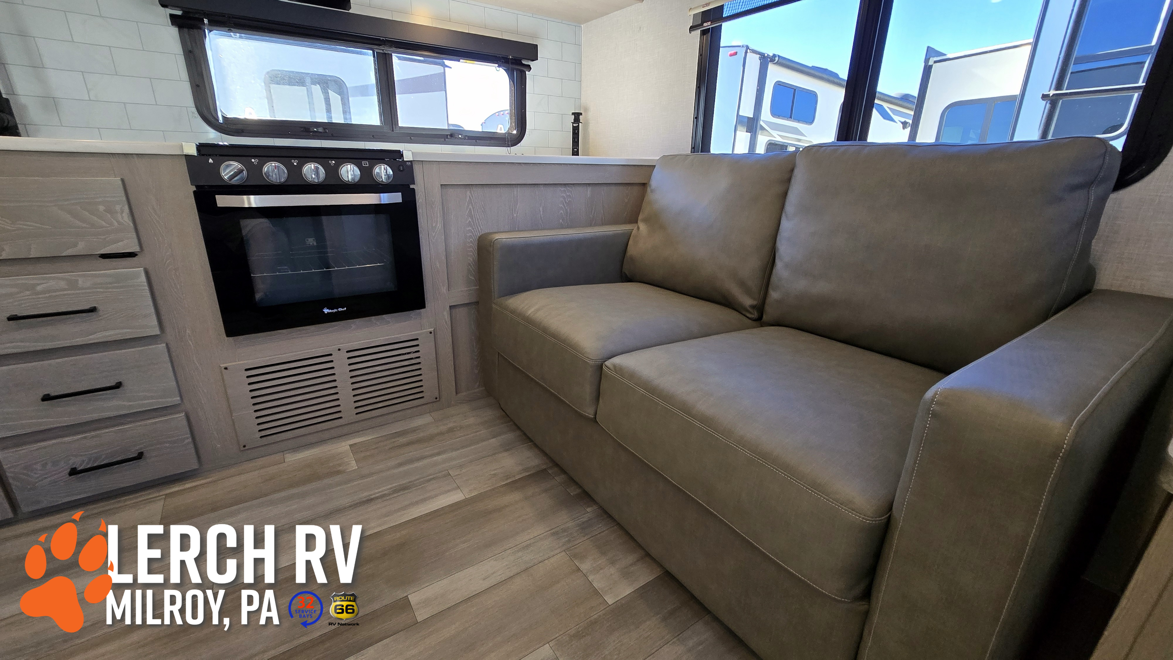2022 Forest River Rockwood Ultra Lite 2613BS - Image 13