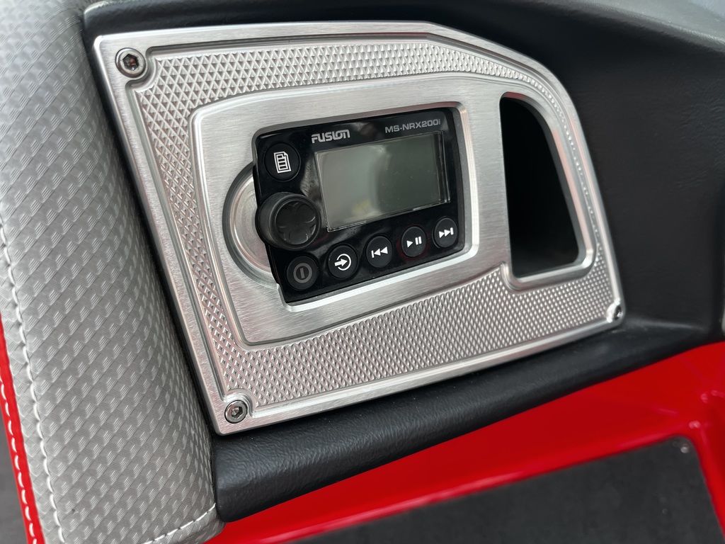 2016 MasterCraft X2 - Image 32