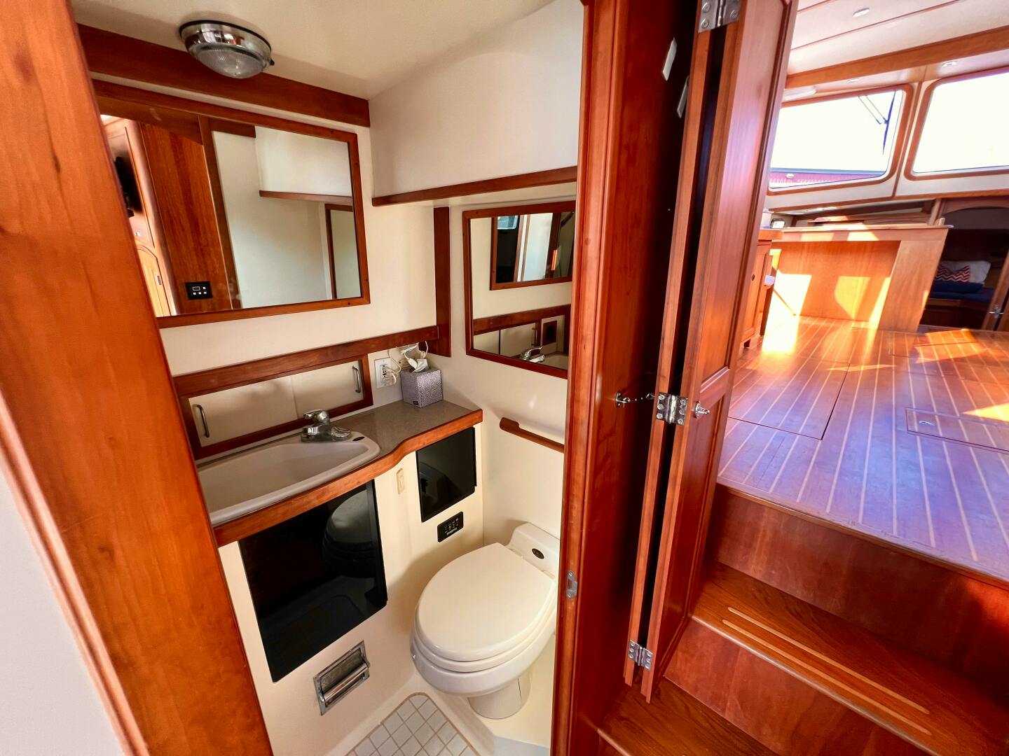 2001 Sabre Sabreline 47 Base - Image 6