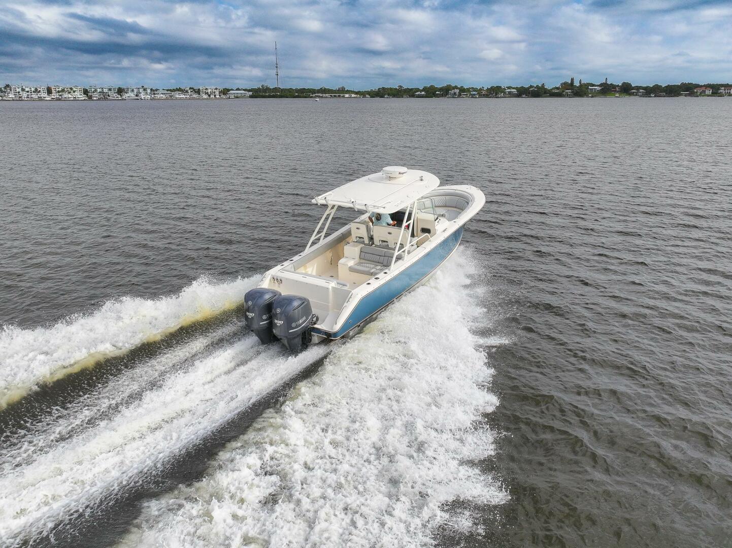 2012 Pursuit ST 310 Sport - Image 3