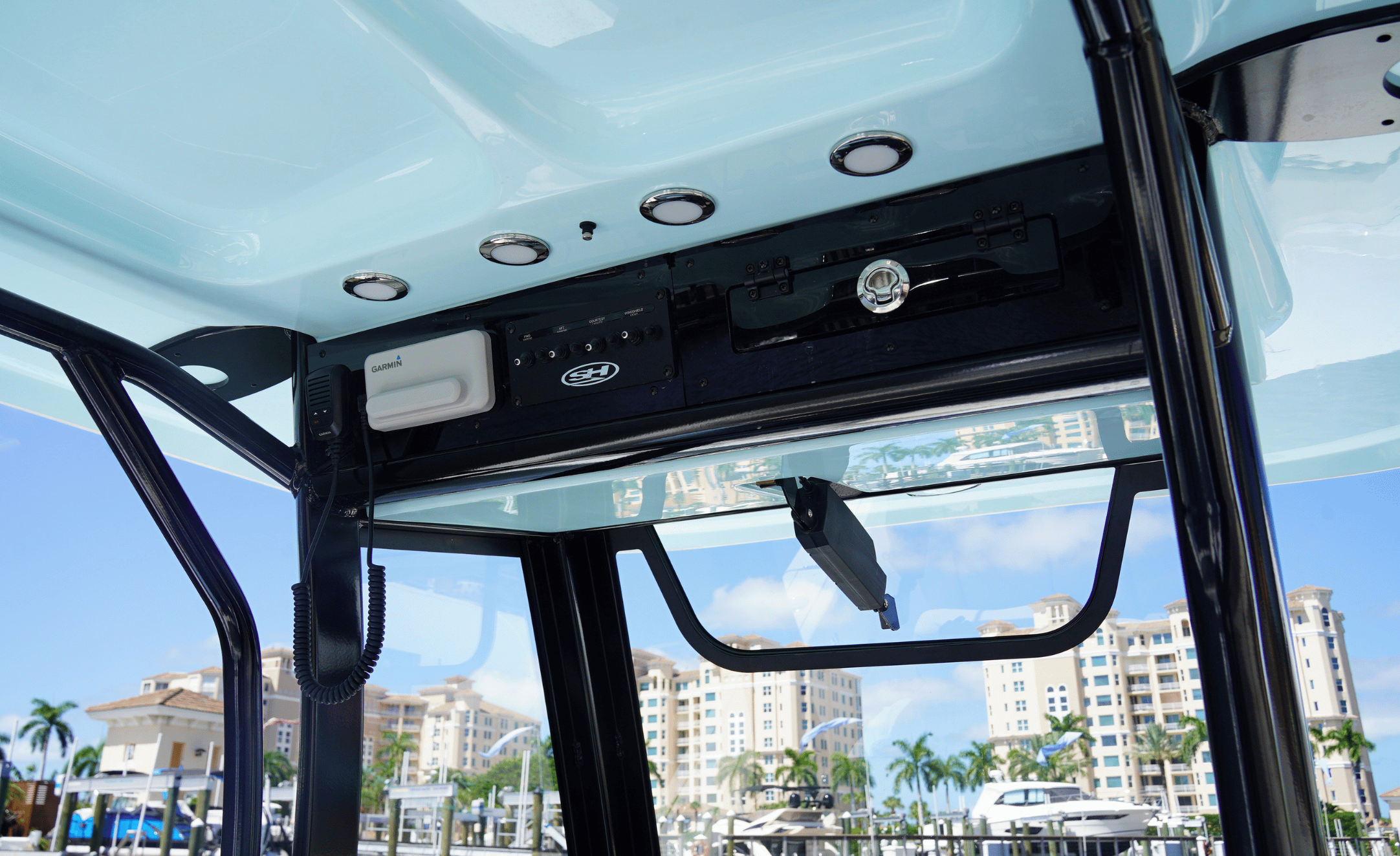 2027 SEA HUNT ULTRA 265SE - Image 30
