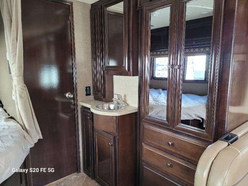 2018 Thor Motor Coach Citation Sprinter 24SJ - Image 14