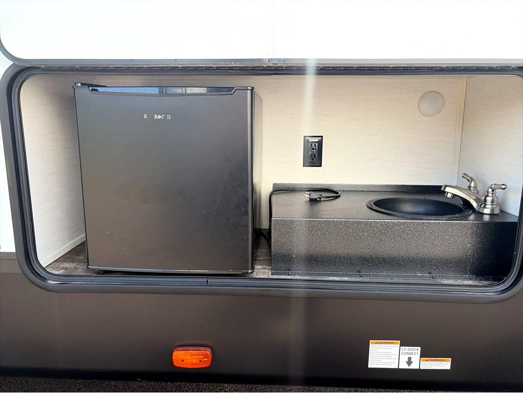 2022 FOREST RIVER SABRE 36BHQ - Image 6
