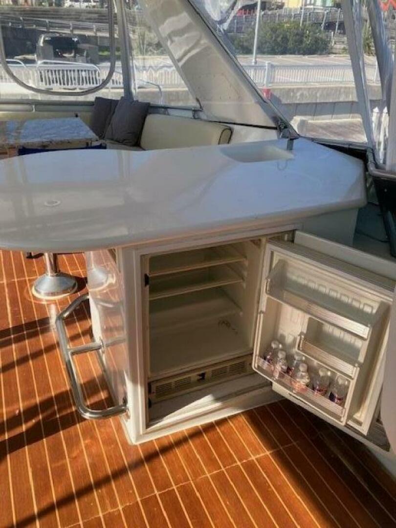1996 Hatteras Sport Deck - Image 7