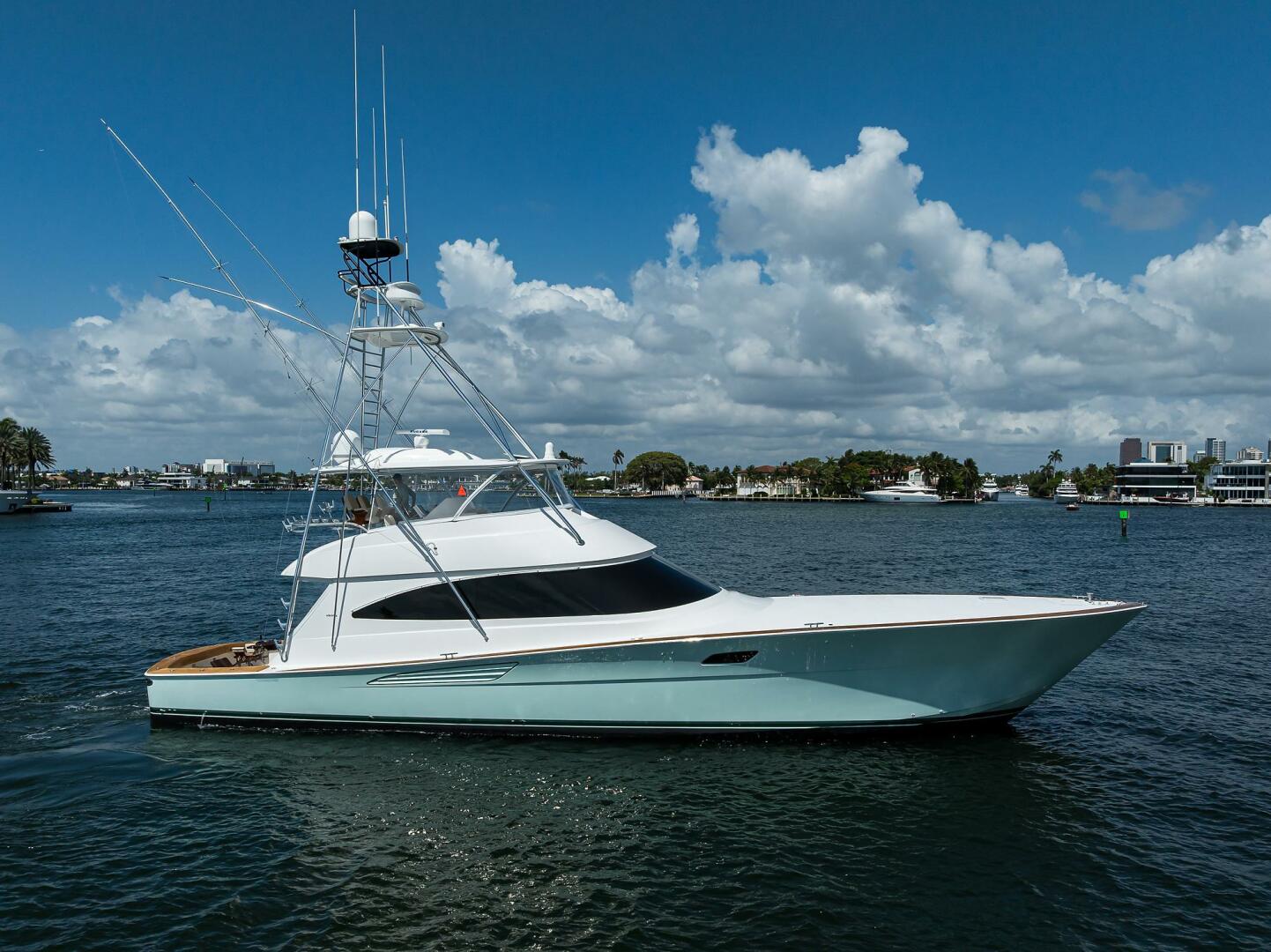 2021 Viking 72 Convertible - Image 1
