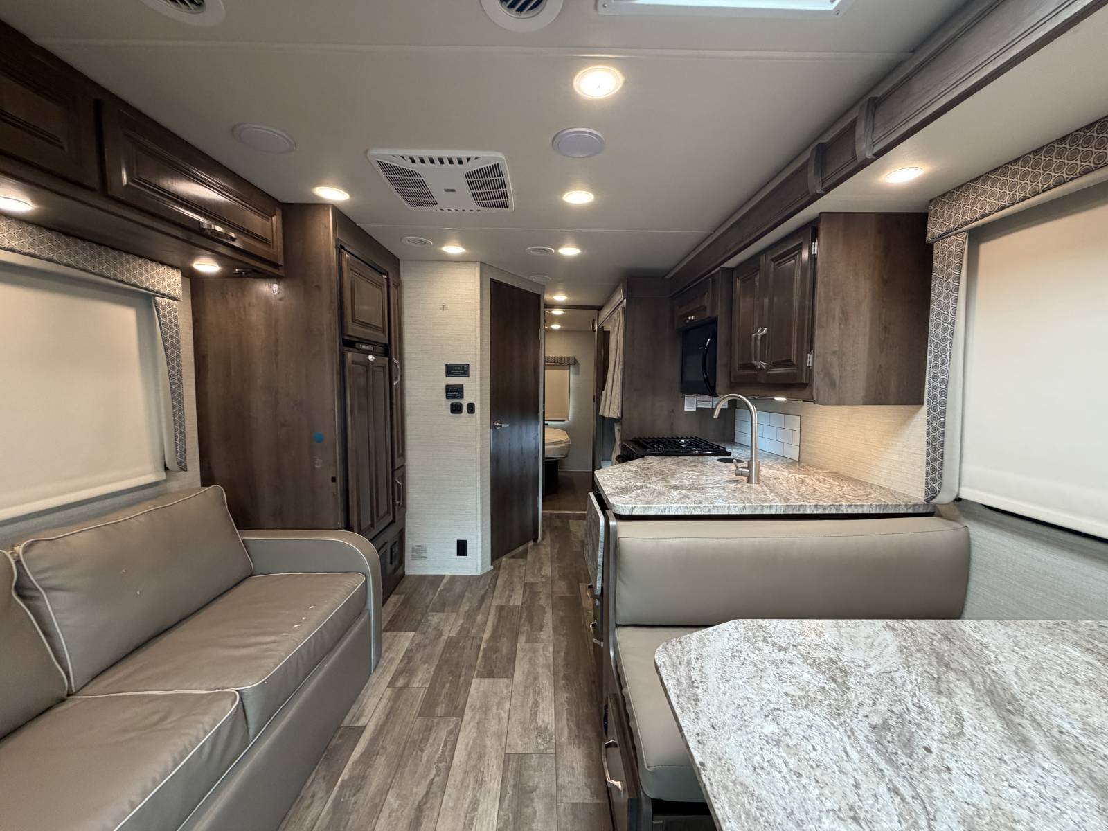 2019 Jayco Greyhawk 31F - Image 14