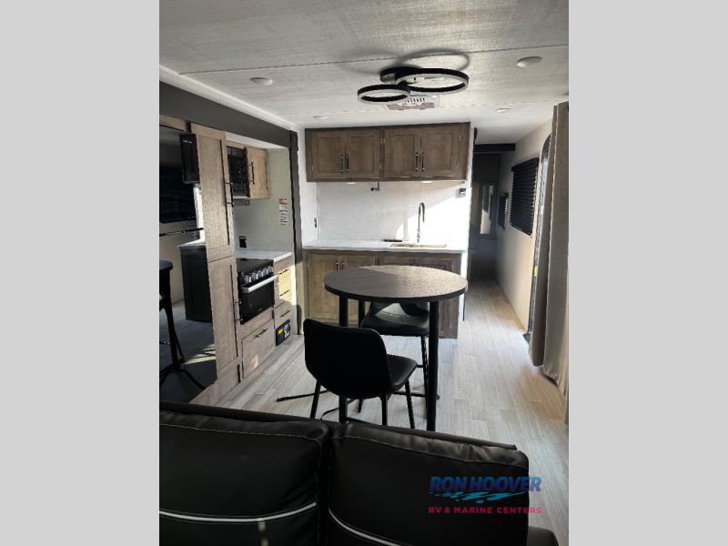 2026 KEYSTONE 31SUNROOM - Image 14
