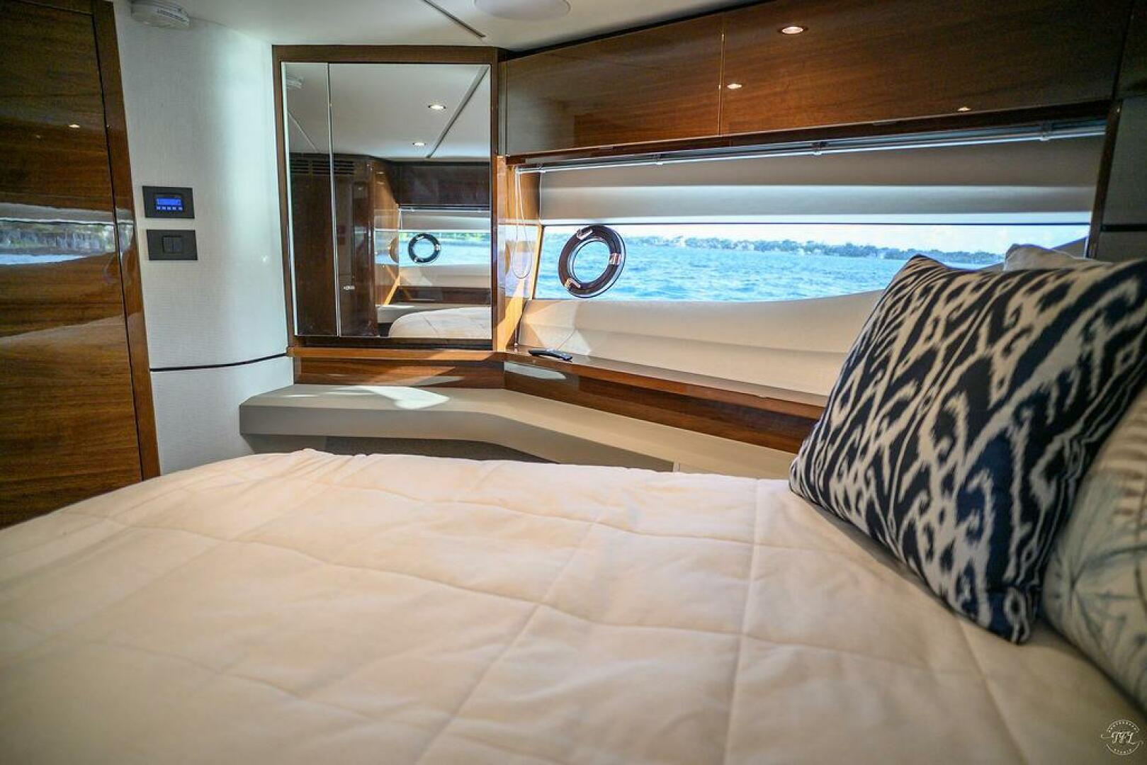 2021 Princess S62 - Image 36