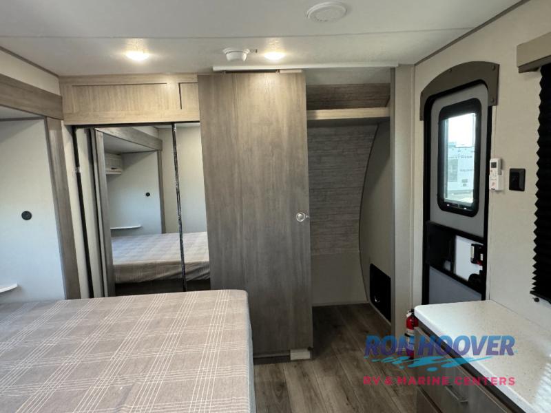 2026 COACHMEN 333DORM - Image 56