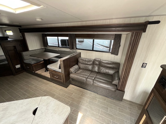 2020 CHEROKEE GREY WOLF 26DBH - Image 9