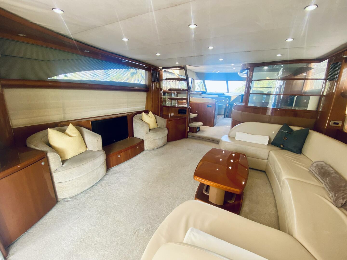 2006 Viking Princess Sport Cruiser - Image 5