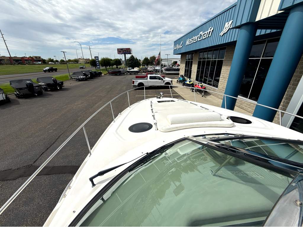 2006 Sea Ray 320 Sundancer - Image 20