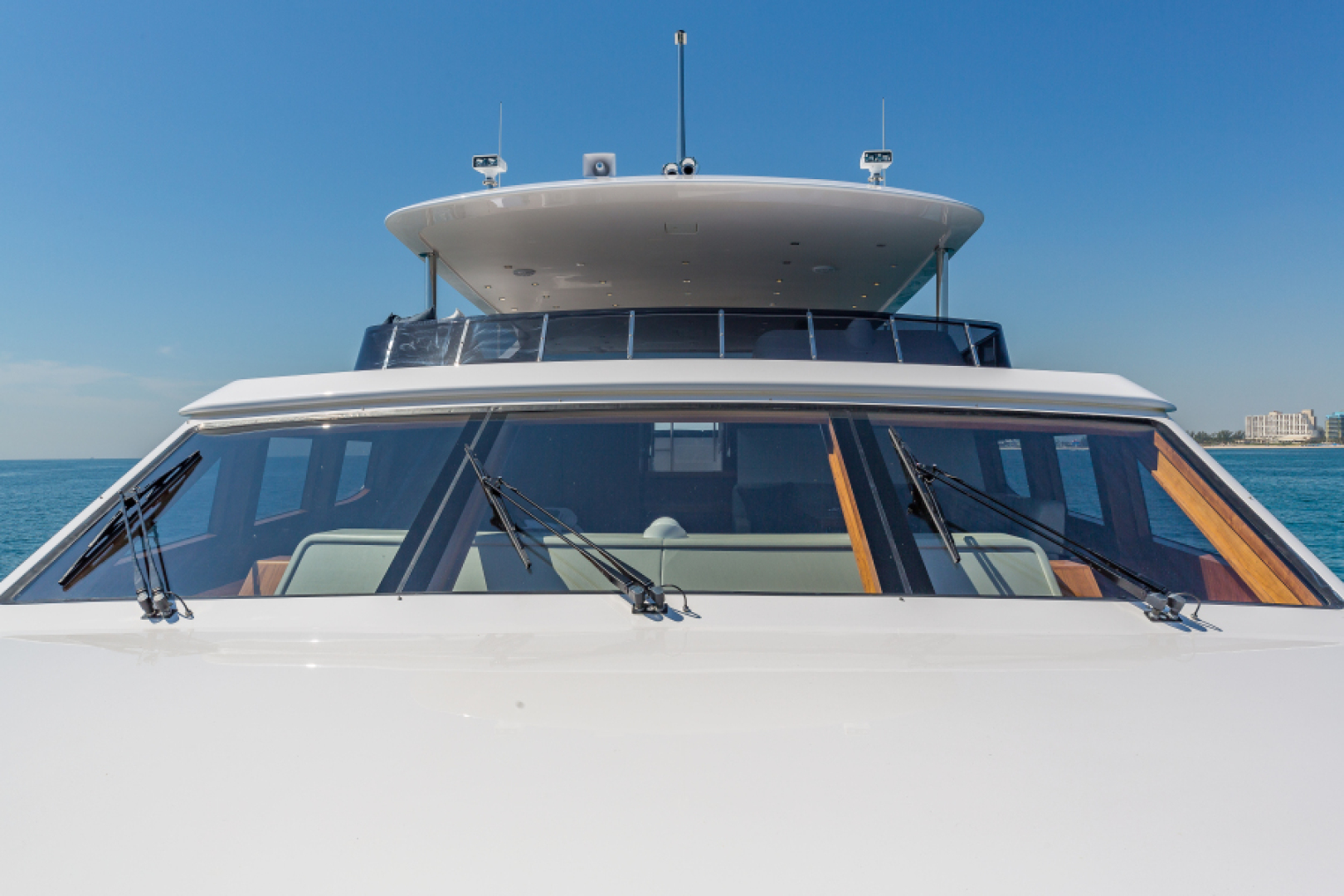 2018 Hargrave Raised Pilothouse - Image 54