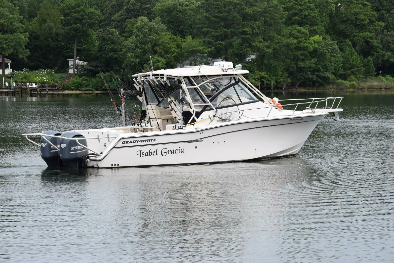 2016 Grady-White Express 330 - Image 12