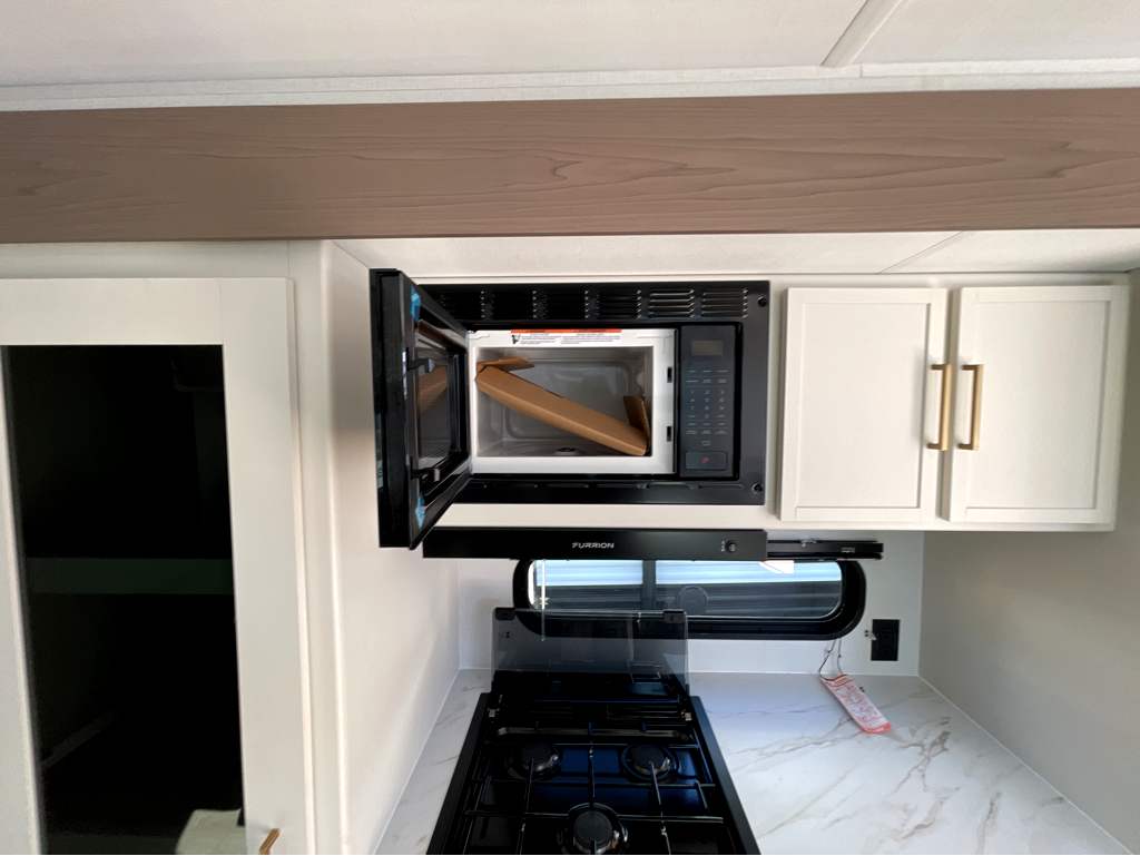 2026 GRAND DESIGN TRANSCEND 26RBX - Image 21
