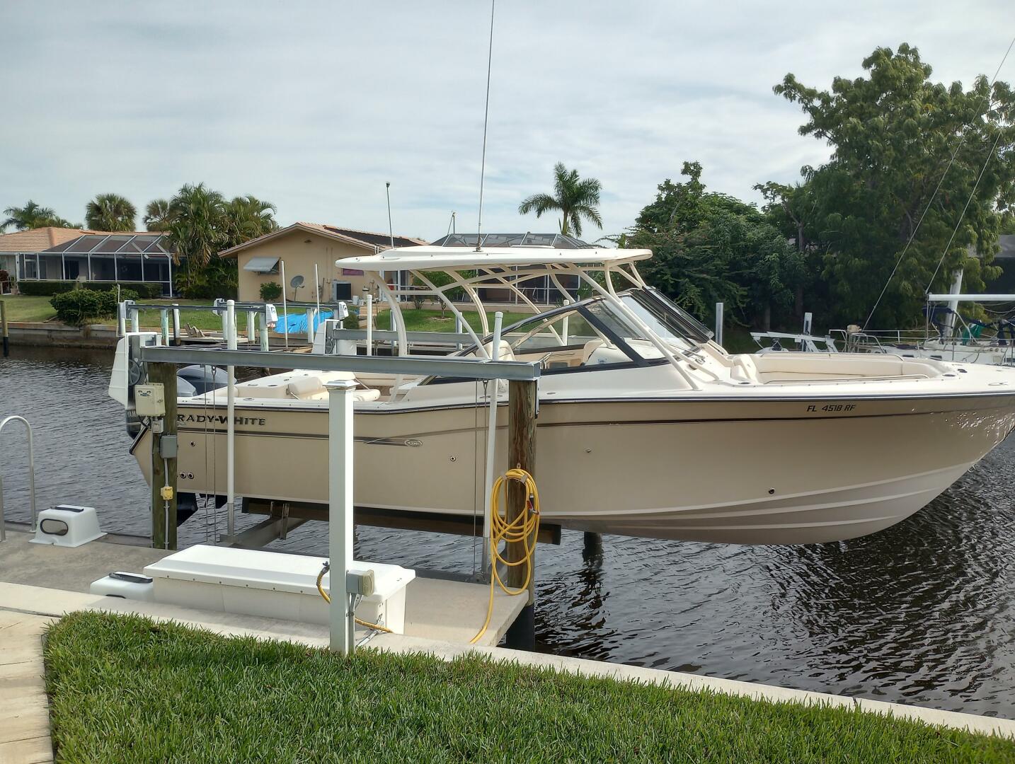 2016 Grady-White Freedom 307 - Image 1