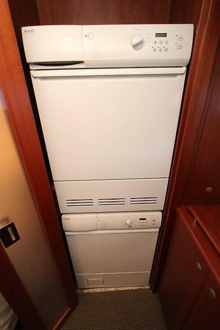 2006 Huckins 56 Linwood - Image 42