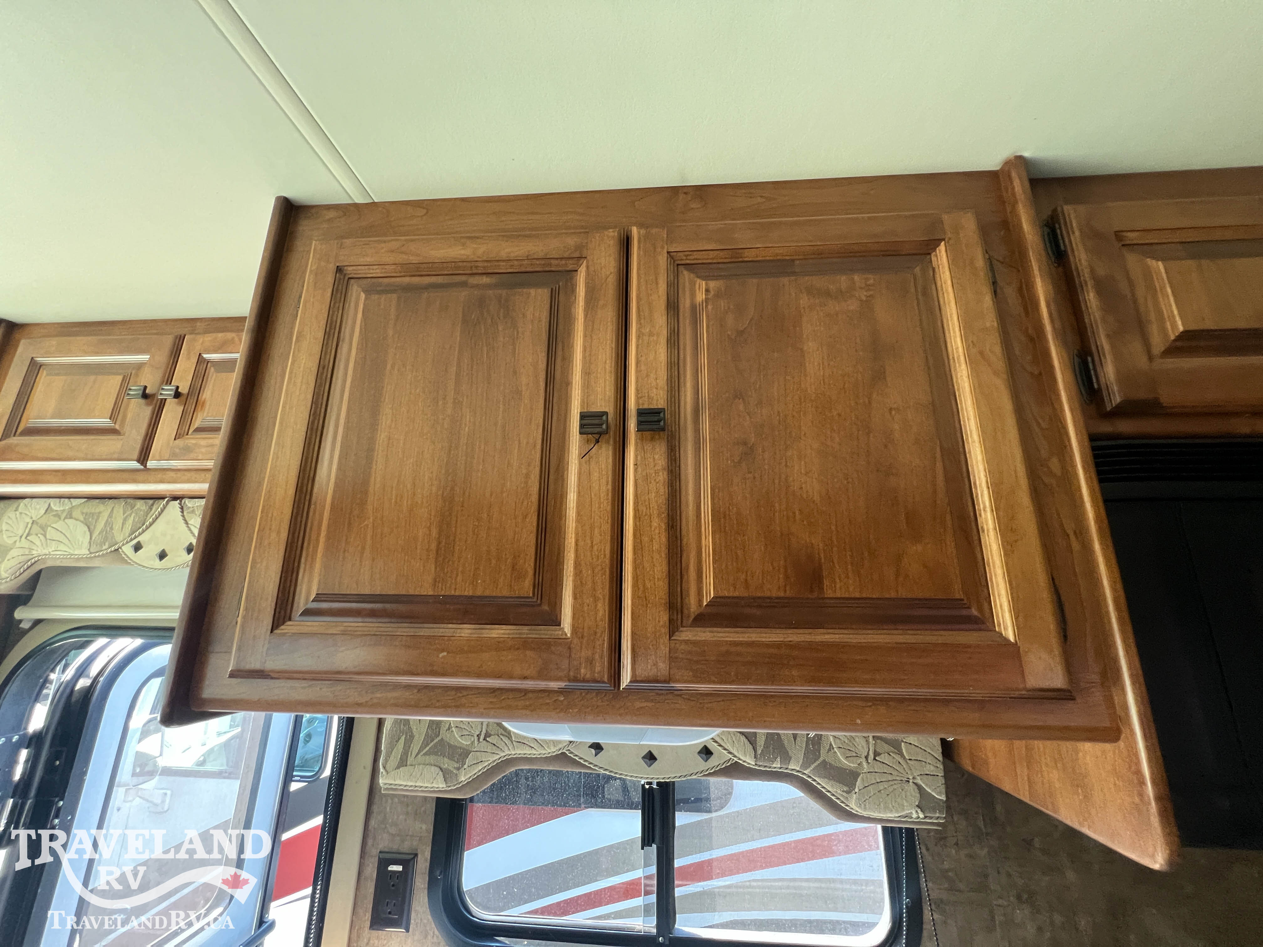 2012 Tiffin Allegro 36 LA - Image 21