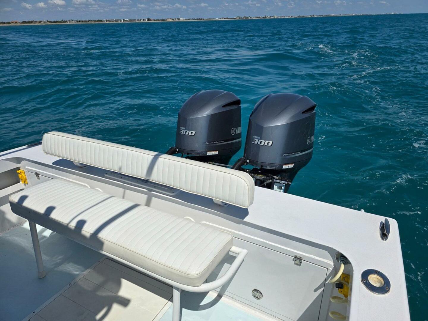 2012 Contender Custom 33 Center Console - Image 24