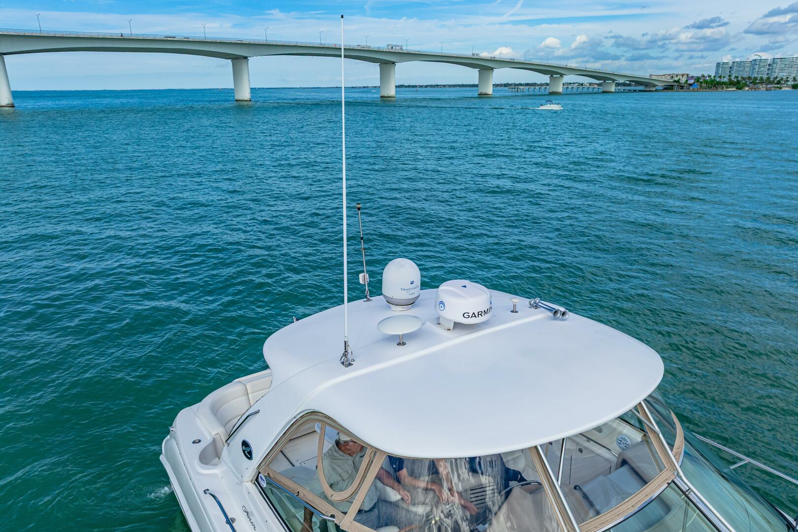 2002 Sea Ray 460 Sundancer - Image 14