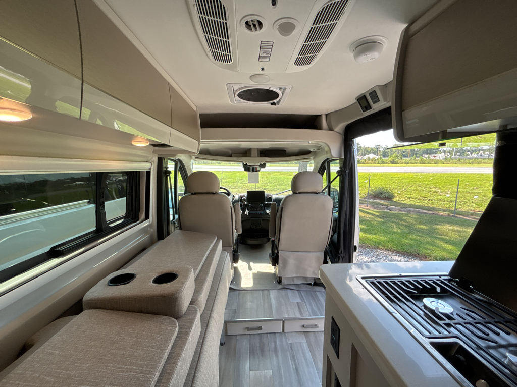 2026 THOR MOTOR COACH SCOPE 18M - Image 16