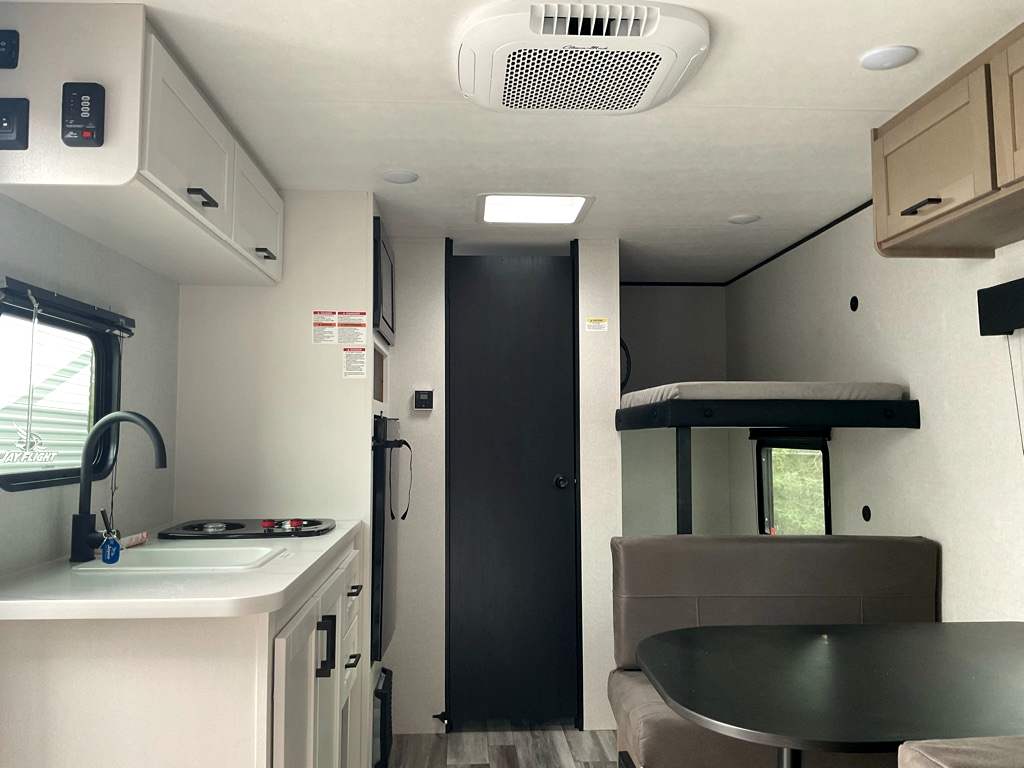 2026 JAYCO Jay Flight SLX 170BH - Image 8