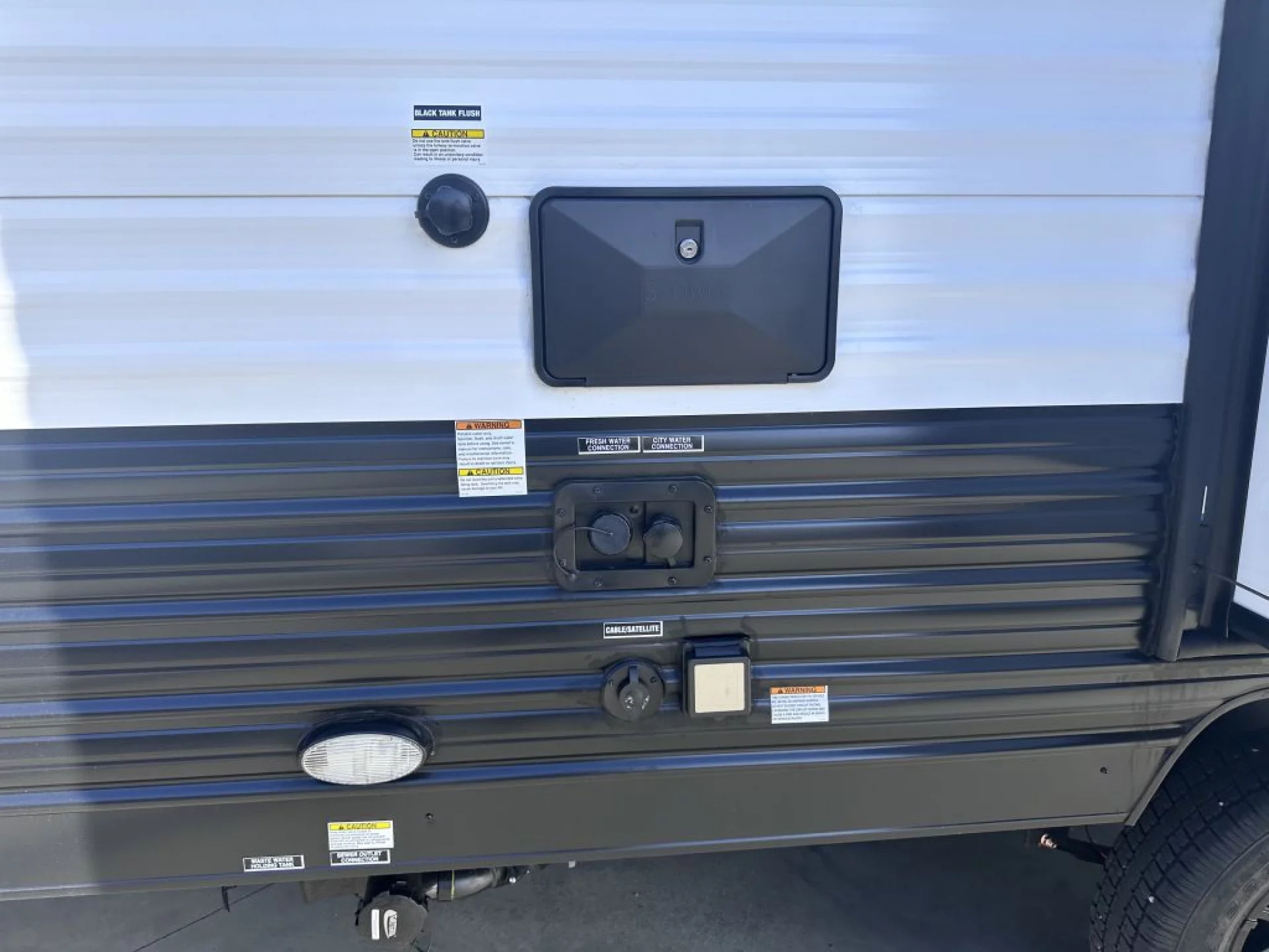 2026 FOREST RIVER CHEROKEE GREY WOLF 23MK - Image 11