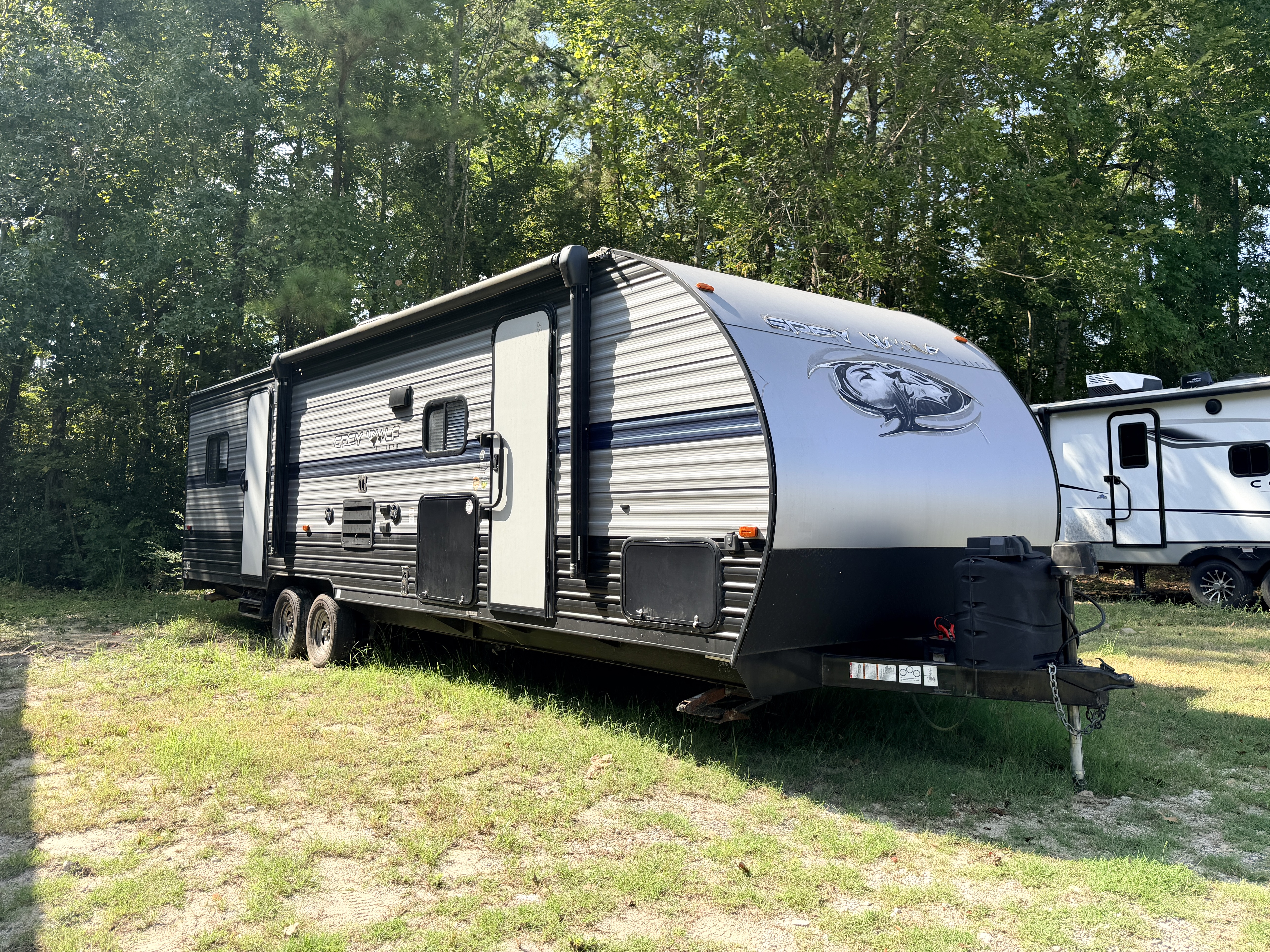 2020 Forest River Cherokee Grey Wolf 27RR - Image 1