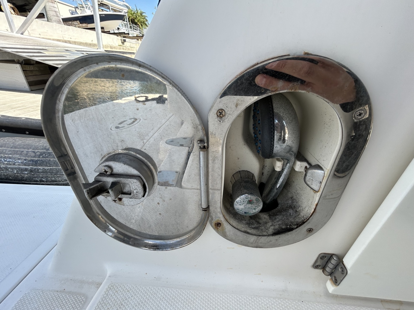 2014 Sea Ray - Image 50