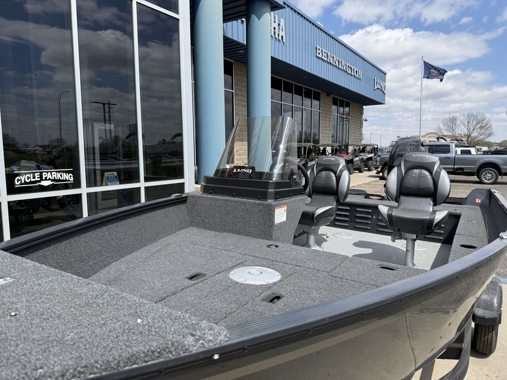2026 Lund 1650 Angler SS - Image 3