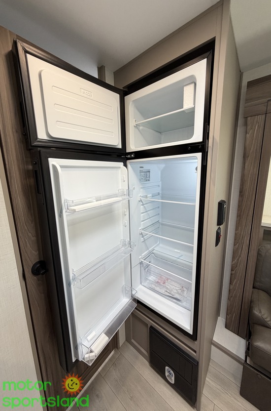 2027 KZ RV Connect Mini CM181RB - Image 17