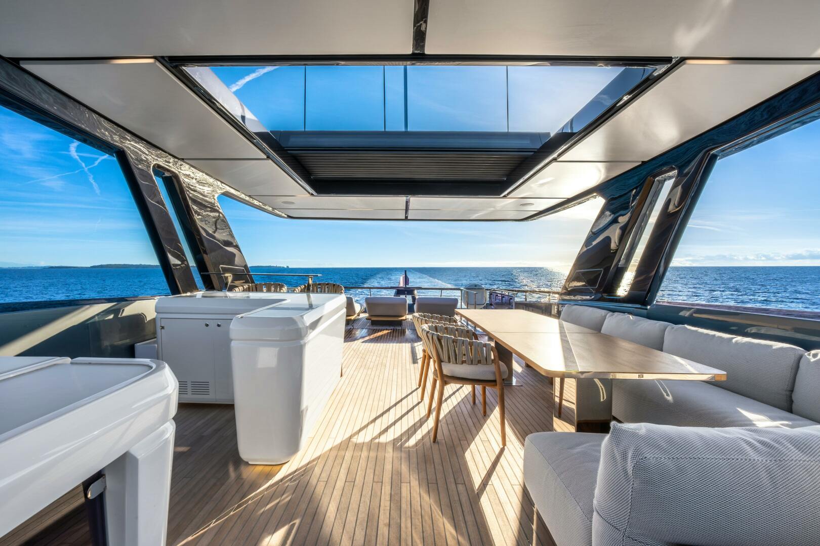 2025 Ferretti Yachts Ferretti 940 - Image 29