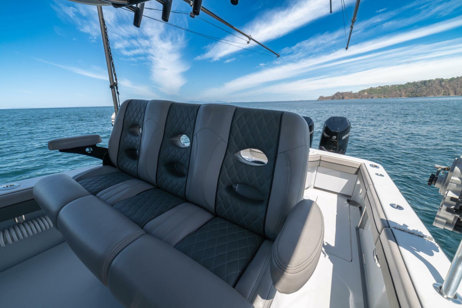 2021 Valhalla Boatworks V-37 - Image 12