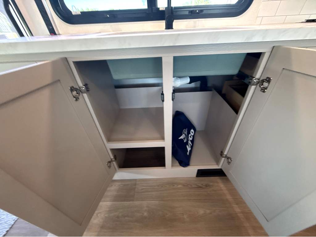 2027 JAYCO GREYHAWK 29MV - Image 20