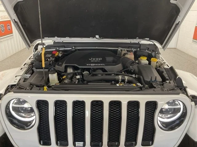 2022 Jeep Wrangler Util 4D Sahara High Altitude 4WD I4 - Image 10