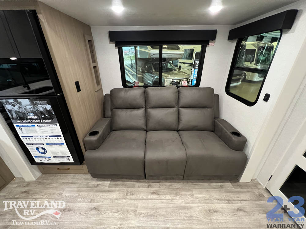 2027 Jayco Eagle SLE Fifth Wheel 24MLE - Image 15