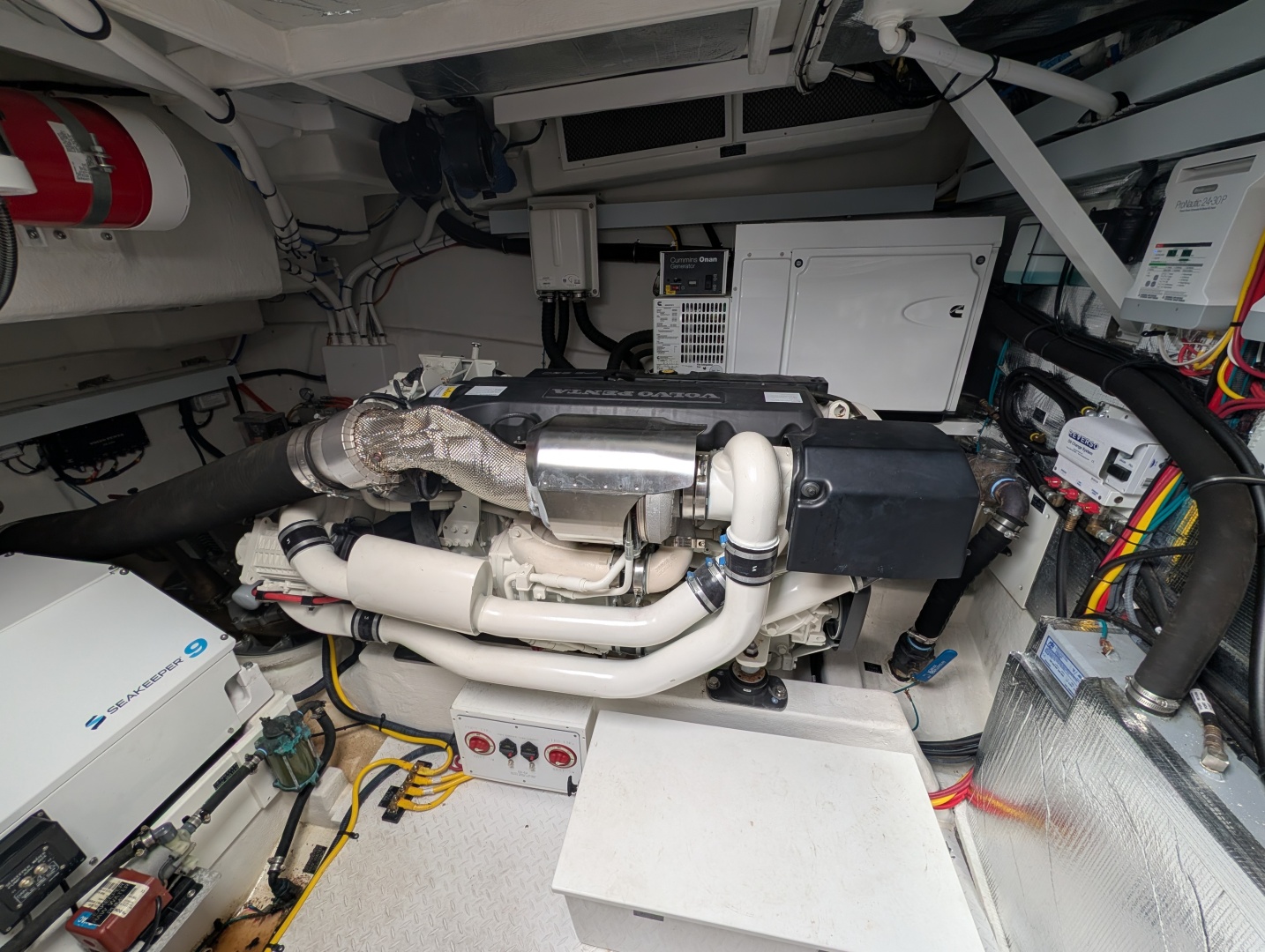2022 Cruisers Yachts 54 Cantius - Image 67